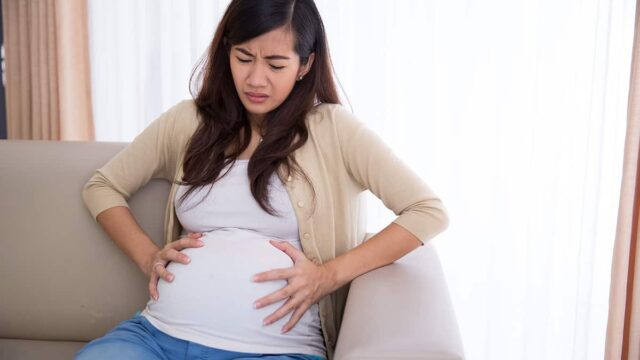 علامات وعلاج بواسير الحمل بالاعشاب الطبيعية