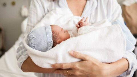 أسباب وعلاج انفتاح الخياطة بعد الولادة