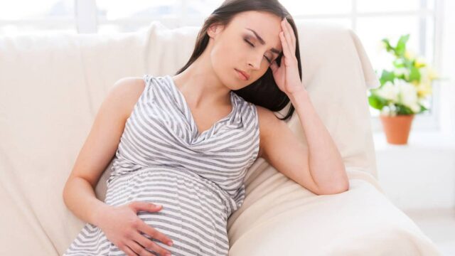 أعراض وأسباب ضيق تنفس الحامل في الشهر التاسع