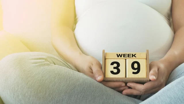 الاسبوع 39 من الحمل ومافي طلق فما السبب وطرق التعامل