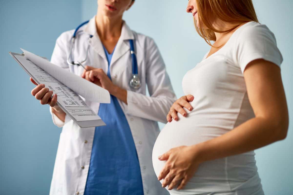 كيف يحسب طبيب النساء والتوليد اسابيع الحمل | أنا مامي