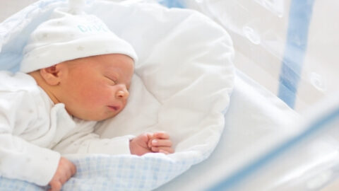 ما هي أمراض الأطفال حديثي الولادة