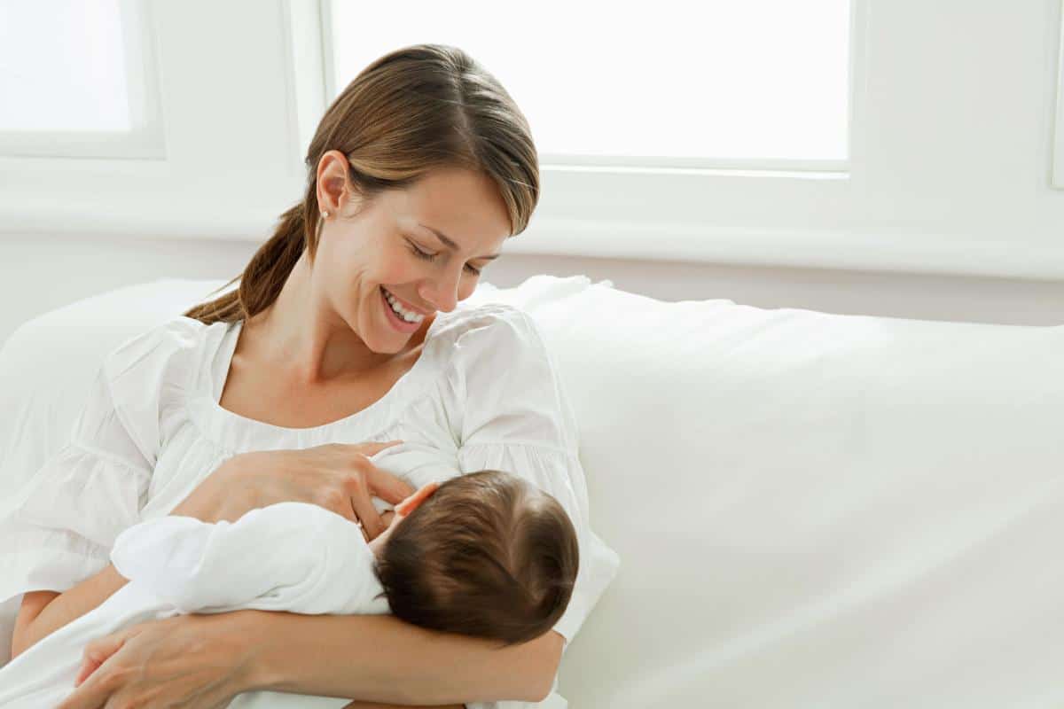 الرضاعة أثناء الحمل