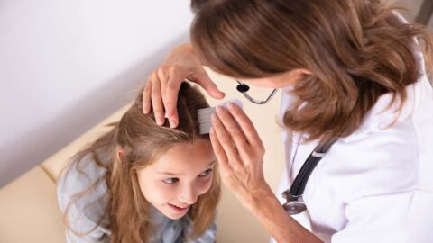 خلطات علاج خشونة الشعر للاطفال بطرق طبيعية