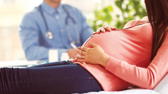 متى ازور الطبيب بعد اكتشاف الحمل تفاصيل جدول متابعة الحمل