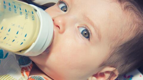 تجارب حليب كابريتا .. أفضل أنواع الحليب الصناعي للأطفال