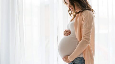 تجارب الولادة في نهاية الشهر الثامن أهم النصائح والإحتياطات