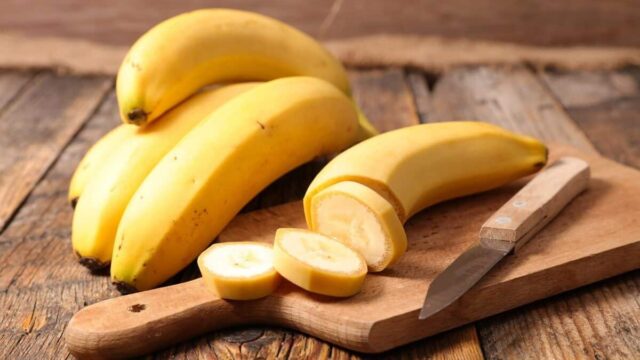 ماذا يحدث للجنين عند اكل الموز