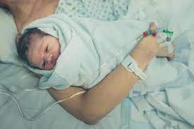 أسعار الولادة في مستشفى الأطباء المتحدون بعد التحديث بنوعيها الطبيعي والقيصري – دليل أطباء التوليد وتجارب الولادة فيها