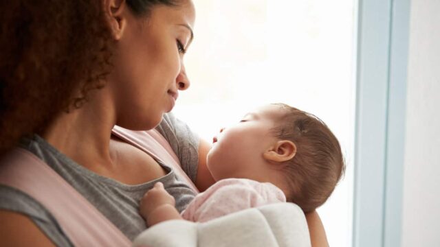 علاج البرد عند الرضع حديثي الولادة