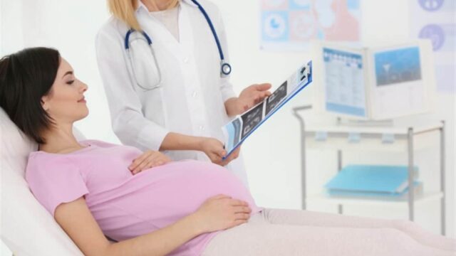 هل الأشعة السينية أثناء الحمل خطر على الجنين والأم