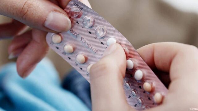 هل يحدث التبويض اثناء استعمال حبوب منع الحمل