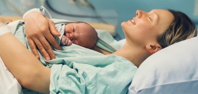 كم سعر الولادة في مستشفى عرفان؟ تجربتي مع الولادة وأفضل أطباء التوليد