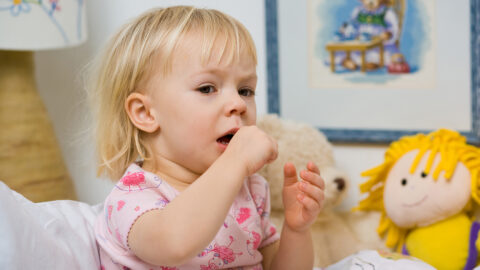 علاج الكحة عند الأطفال بزيت الزيتون