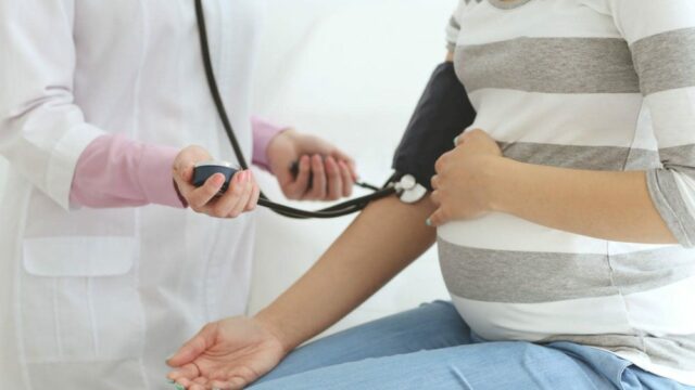 أسباب ارتفاع ضغط الحامل في الشهر السابع