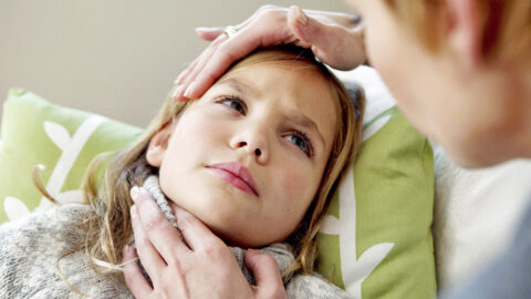 علاج التهاب الحلق عند الأطفال بدون مضاد حيوي