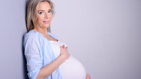 نسبة الحمل بعد سن الستين وهل ممكن أم مستحيل