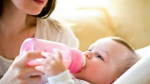 5 شروط الجمع بين الرضاعة الطبيعية مع الصناعية وأهم النصائح والتوقعات المحتملة