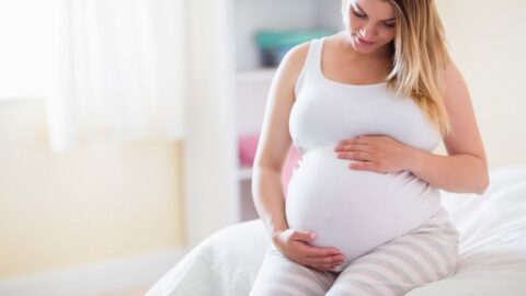 هل الحامل تكمل الشهر التاسع كامل وما هو أفضل أسبوع للولادة في الشهر التاسع